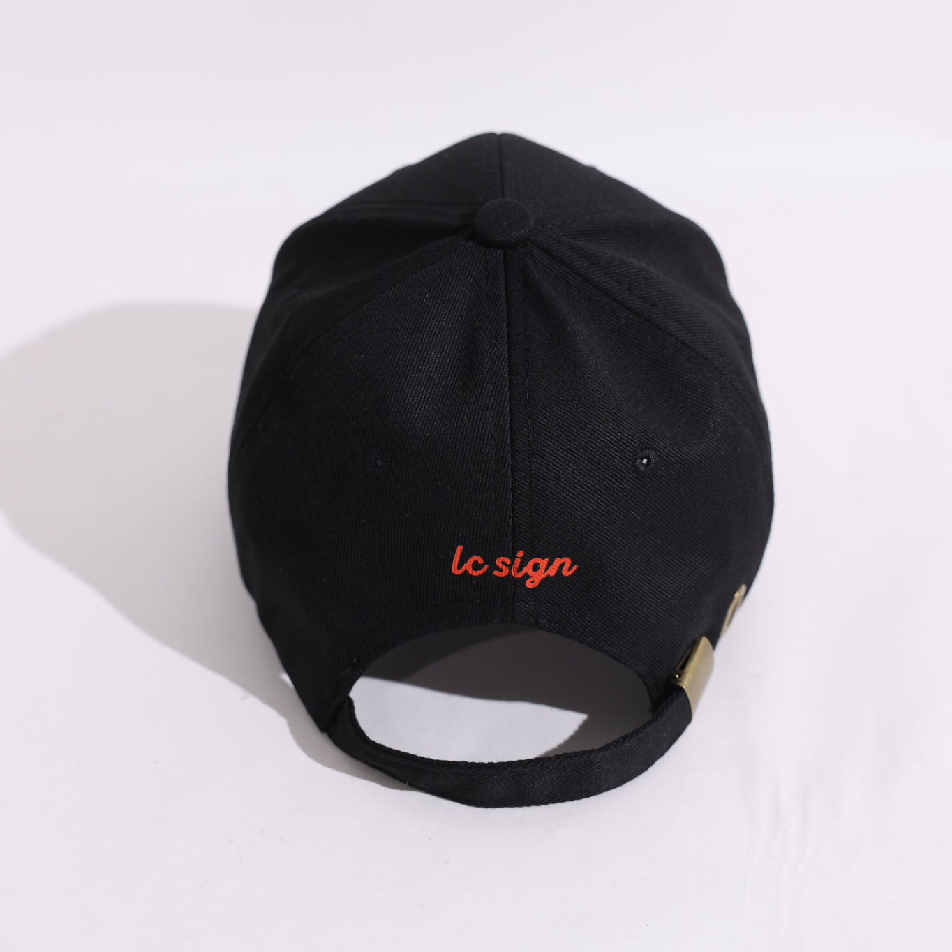 LC SIGN TONY'S HAT(My sign is lc sign)